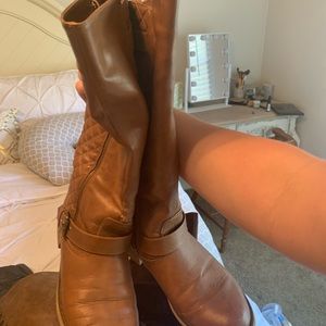 Women’s boots